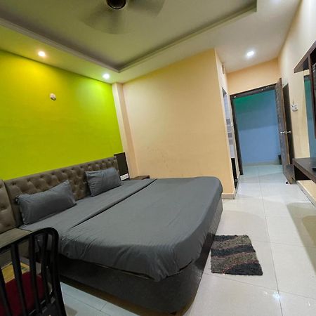 Hotel Seven Inn By Seven Group Puri Esterno foto