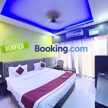 Hotel Seven Inn By Seven Group Puri Esterno foto
