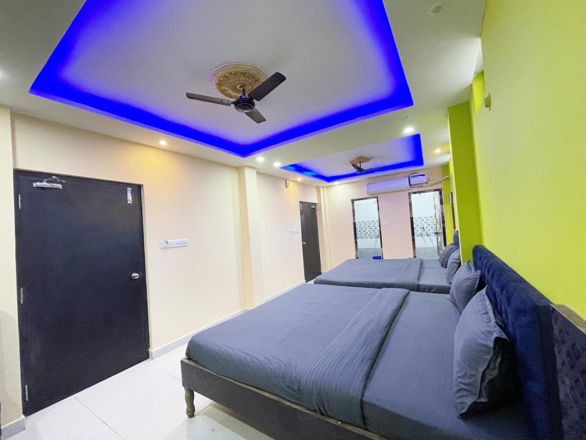 Hotel Seven Inn By Seven Group Puri Esterno foto