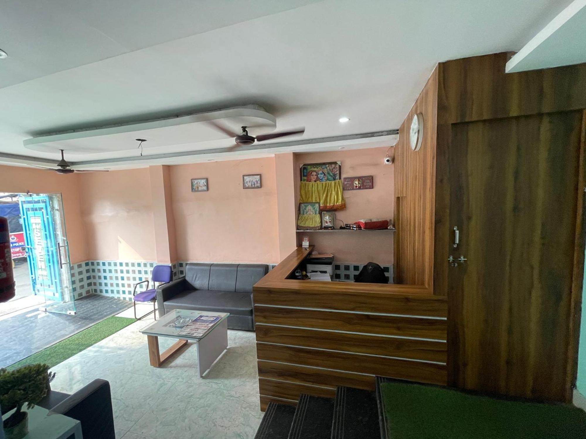 Hotel Seven Inn By Seven Group Puri Esterno foto